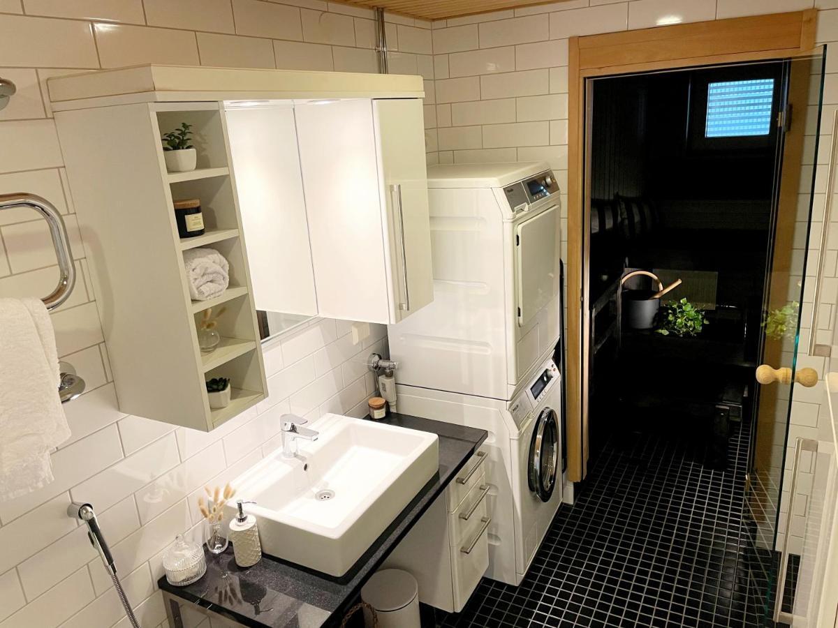 2Ndhomes Unique And Luxury Kamppi Center Apartment With Sauna And Big Terrace Helsinki Luaran gambar